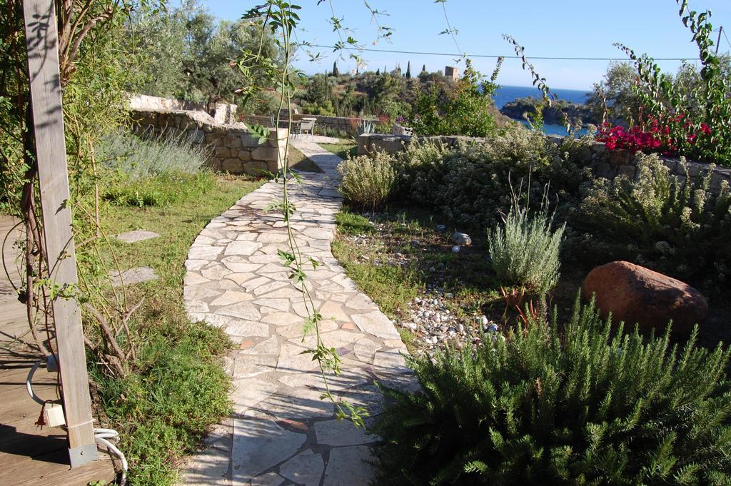 Meropi Villas Kardamyli Exterior photo